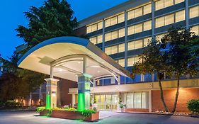 Holiday Inn Monticello Charlottesville Va